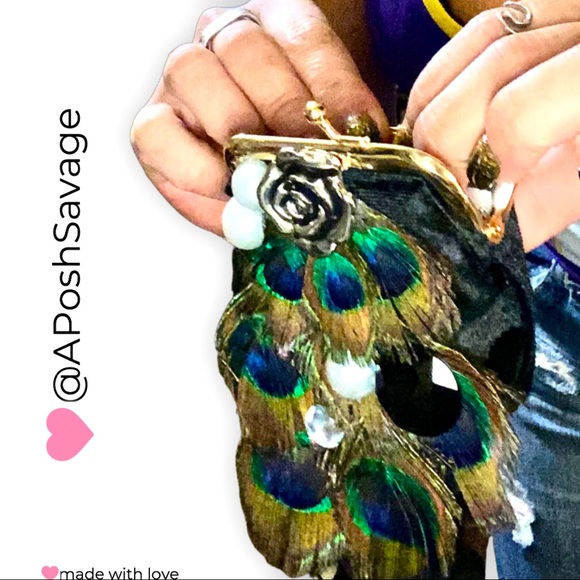 “ROYALTY”Mini Peacock Feath. Coin Purse/Pill “Box” - Picture 2 of 13